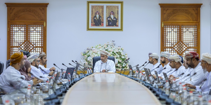 بلدي شمال الباطنة يناقش عددًا من المشروعات الإنمائية بالمحافظة