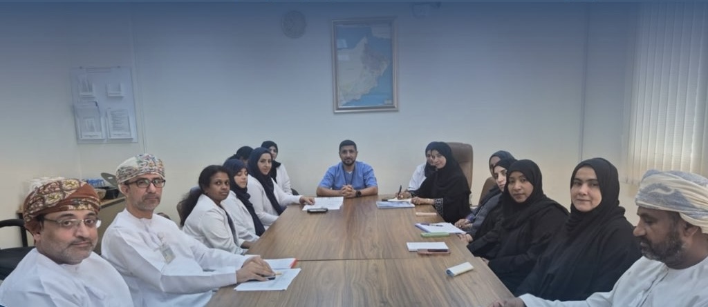 ‏فريق من وزارة الصحة يزور مستشفى صحار لتعزيز خدمات التأهيل والرعاية التلطيفية