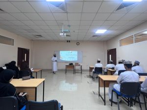 e8639871-e727-48e4-ba6a-eb78ec4c0c52-300x225 جامعة التقنية بصحار تنفذ ورشة عمل حول “المواطنة الصالحة”