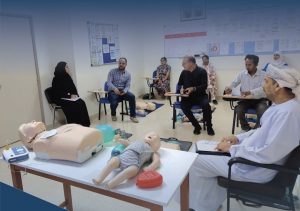 IMG_4495-300x211 زيارة إشرافية لتجديد اعتماد مركز تدريب الإنعاش بصحار