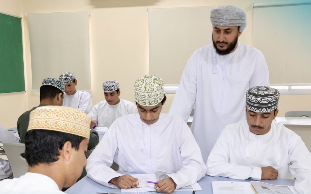 انطلاق برنامج صيفي لتنمية مهارات اللغة الإنجليزية بشمال الباطنة