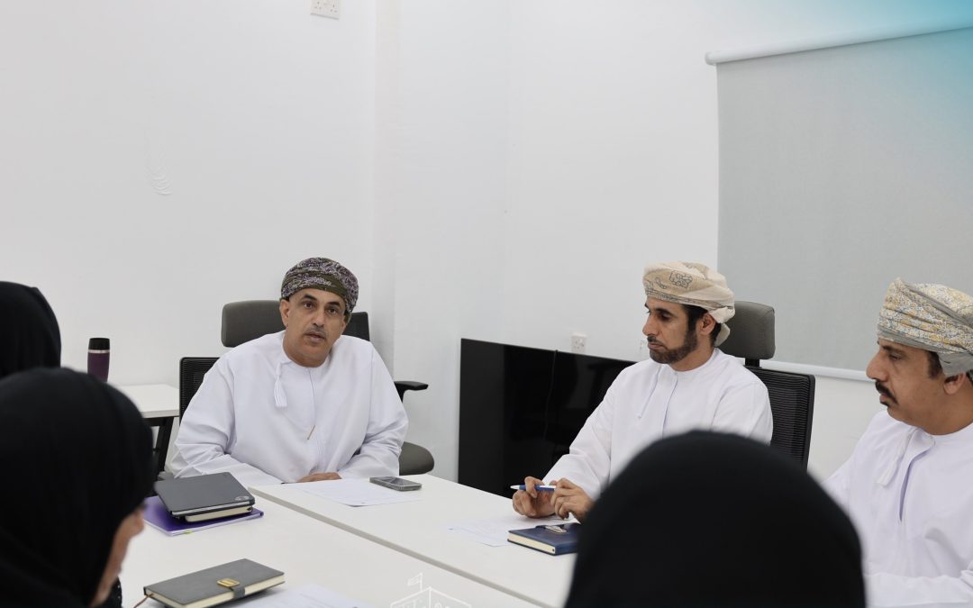 تعليمية شمال الباطنة تناقش مستجدات تحدي الوزن المثالي