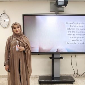 publer-1790685353869-300x300 مستشفى صحم ينظّم برنامجًا حول المستشفيات الصديقة للطفل