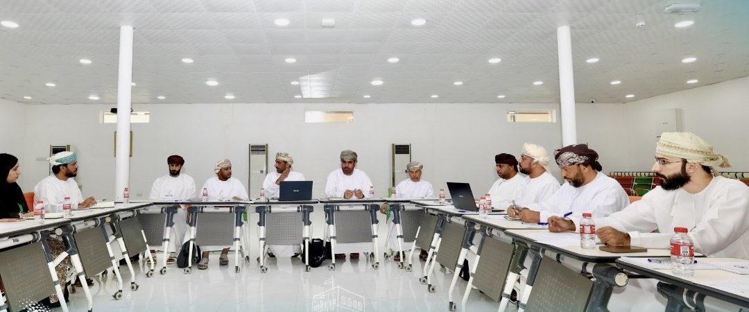 تعليمية شمال الباطنة تعقد اجتماعًا تنسيقيًا مع المعاهد التدريبية